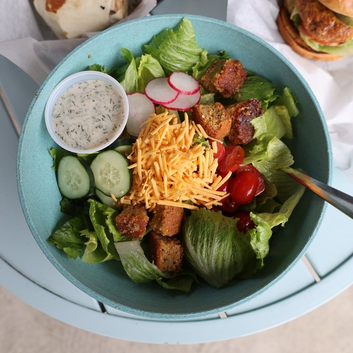 photo of Zammy's Vegan Kitchen house salad shared by @lizmaselli on  26 Mar 2024 - review