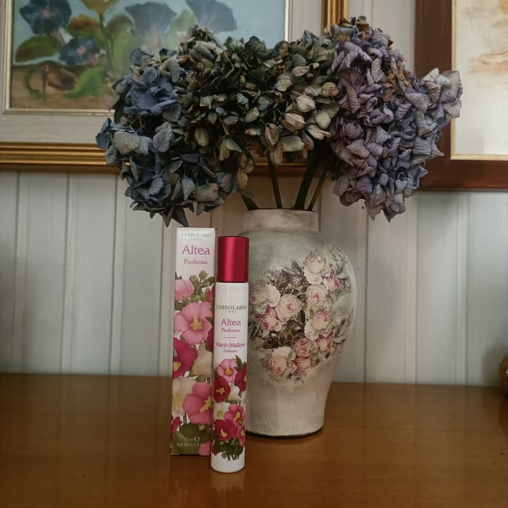 photo of L’Erbolario Altea profumo shared by @-pervinca- on  10 Aug 2025 - review