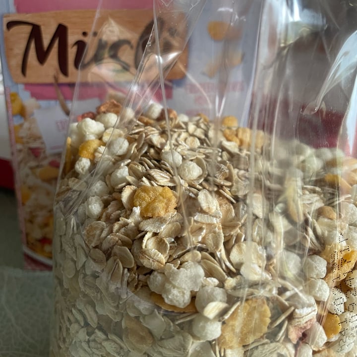 photo of Happy Harvest Musli Erdbeer Kokos shared by @elviradl on  13 Sep 2024 - review