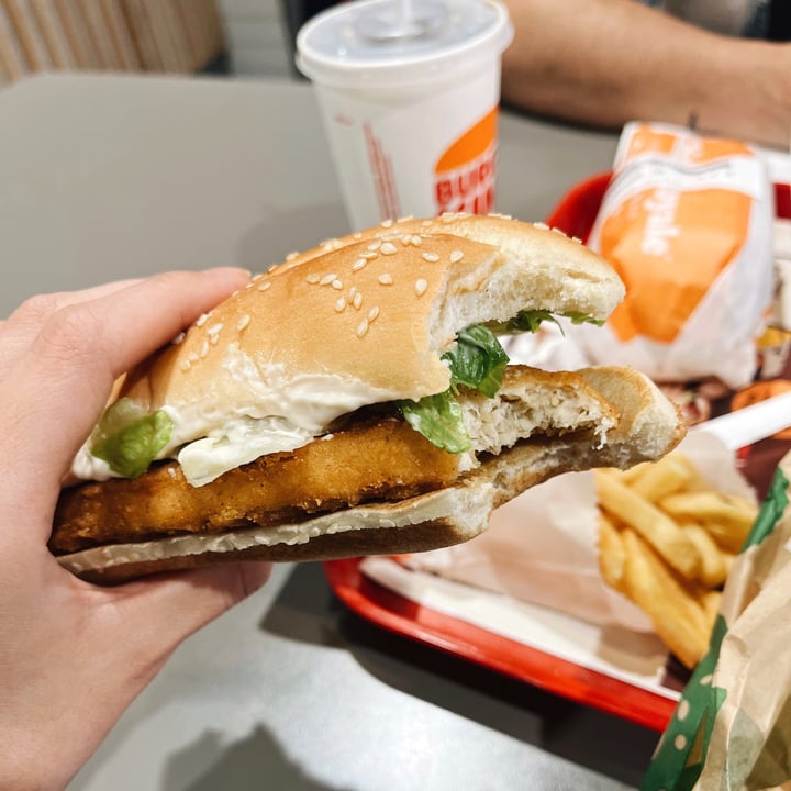 photo of Burger King Leicester Square Vegan Royale shared by @franciscasotz on  12 Oct 2023 - review