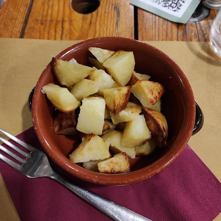 photo of L' Angolo Pizzosteria patate al forno shared by @niklabelloli1 on  16 Mar 2024 - review