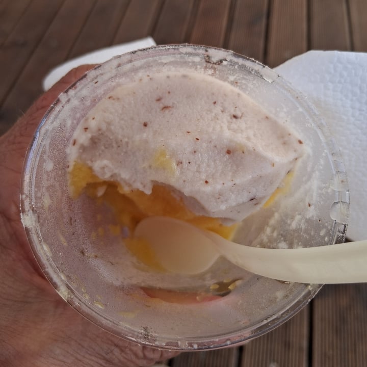 photo of Cannoli e Coralli Granita Mandorle E Mango shared by @queenmary on  17 Sep 2025 - review