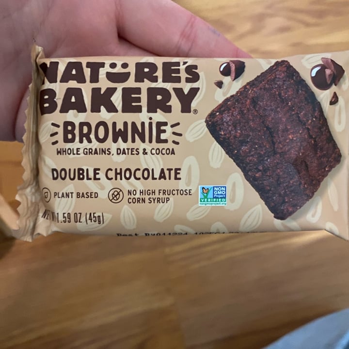 photo of Nature's Bakery Brownie Bar Double Chocolate shared by @thebooberrypie on  27 Sep 2023 - review