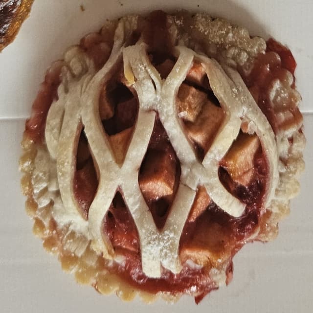 Photo of the dish “crostatina con frutta”