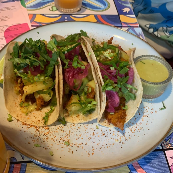 photo of LA PAPAYA Tacos Al Pastor shared by @anasoto on  15 Oct 2023 - review