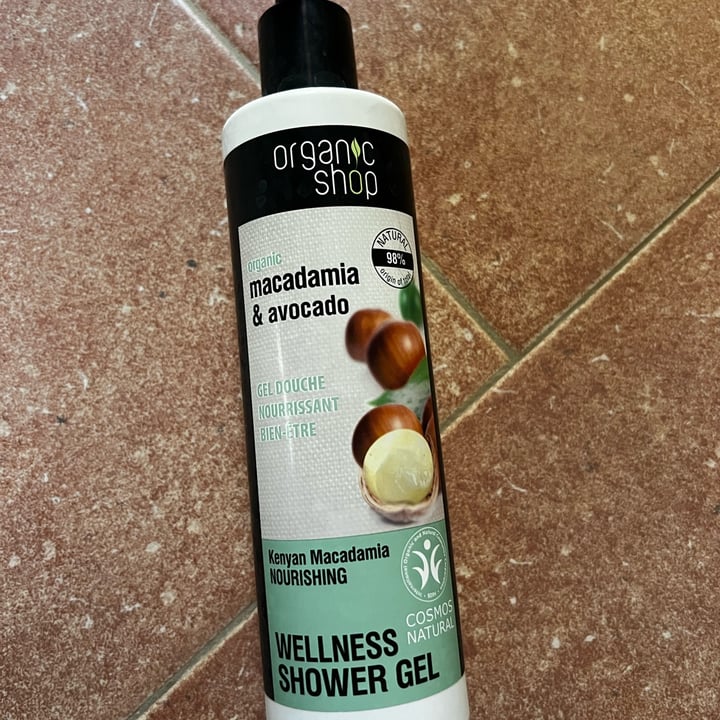 photo of Organic shop shower gel macadamia e avocado shared by @seitansistah on  01 May 2024 - review