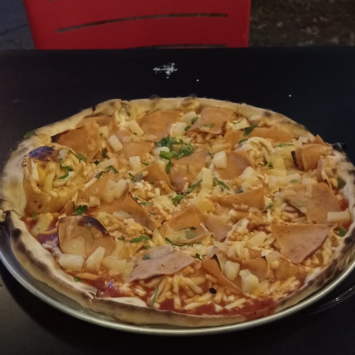 photo of Salvaxe Condesa Pizza Hawaiana Especial shared by @aerin on  10 Dec 2023 - review