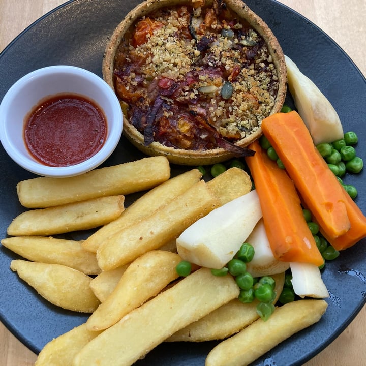 photo of Notcutts Rivendell Roasted Vegetable Tart shared by @joanne71 on  01 Oct 2023 - review