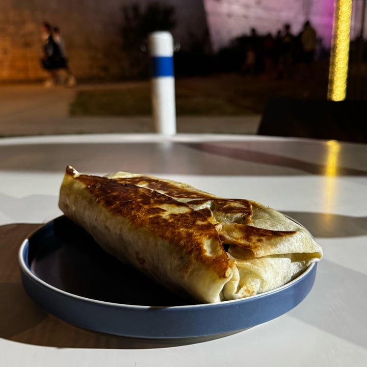 photo of Cruise Cafe' burrito california shared by @laspesavegana on  07 Jun 2025 - review