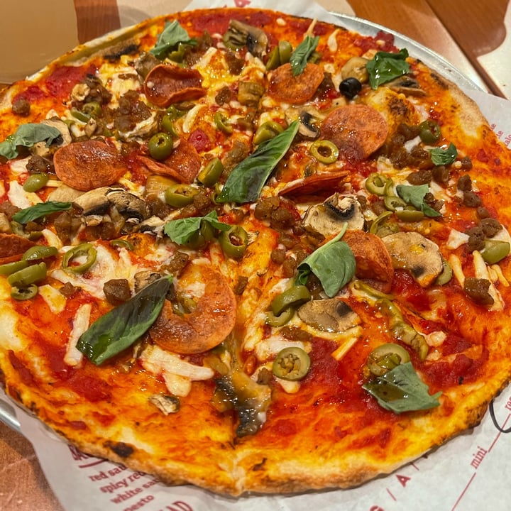 photo of Score Pizza Build Your Own shared by @oliviaks on  27 Apr 2024 - review