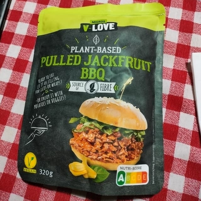 Plant Based Pulled Jackfruit BBQ from Migros V-Love Vegan
