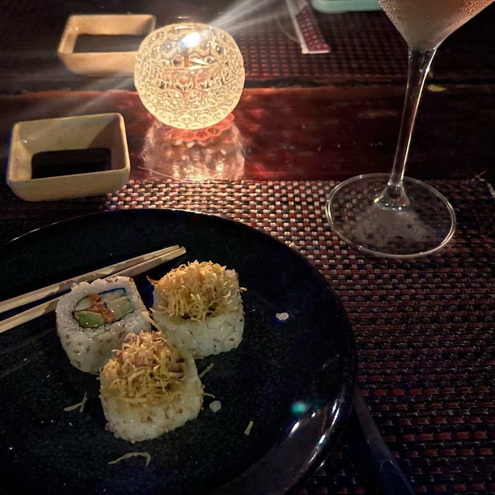 photo of Nómades Gourmet Sushi vegano shared by @anaclara_ on  02 May 2025 - review