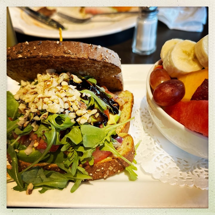 photo of Eggspectation Tartine Aux Avocats shared by @flaviamajlis on  19 Nov 2023 - review