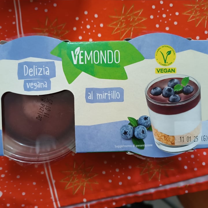 photo of Vemondo Delizia vegana al mirtillo shared by @veganfran on  23 Dec 2024 - review