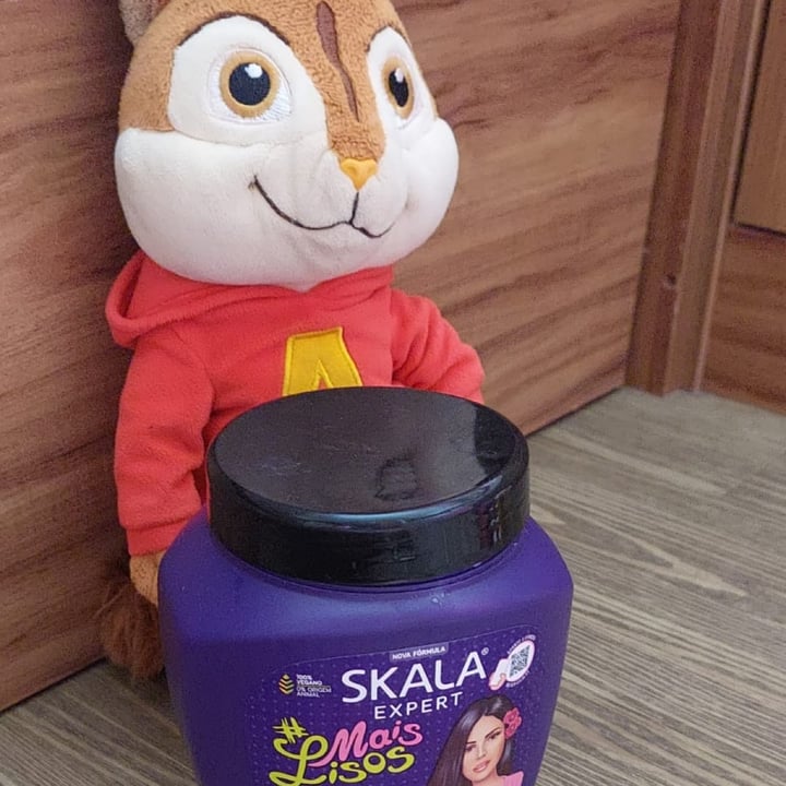 photo of Skala mais lisos creme para pentear creme hidratante shared by @catialee on  16 Feb 2024 - review