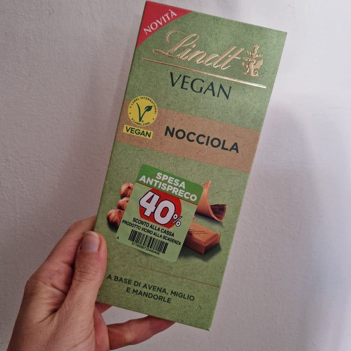 photo of Lindt Vegan Nocciola shared by @erika100 on  21 May 2025 - review