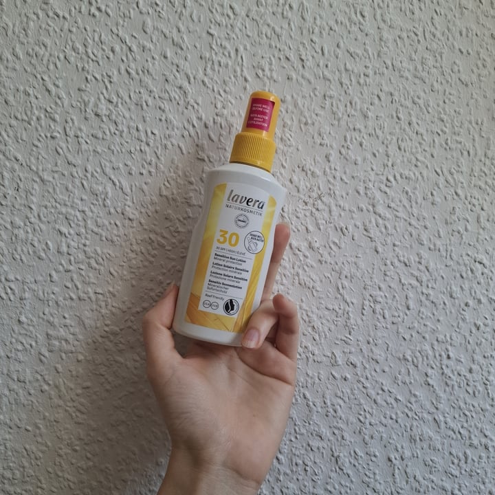 photo of Lavera Naturkosmetik Sensitive sun spray spf 30 shared by @emmabean on  20 Aug 2024 - review