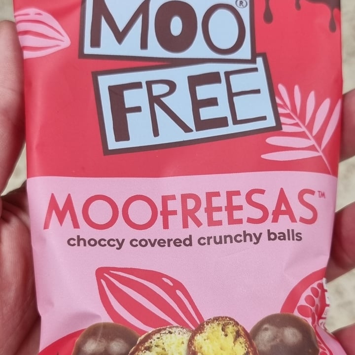 photo of Moo Free Moofreesas shared by @martieffe90 on  03 May 2024 - review