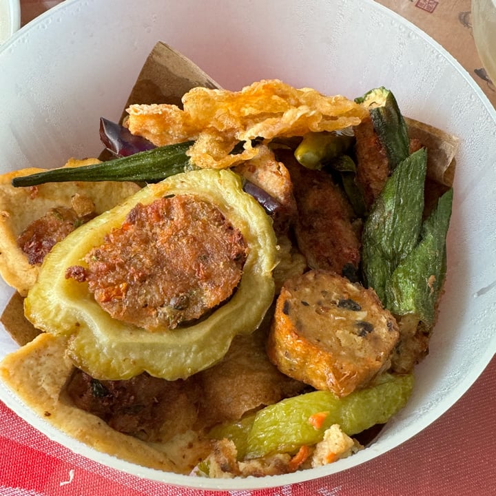 photo of Divine Realm Vegetarian Restaurant Yong Tau Foo shared by @greenbovine on  24 Nov 2024 - review