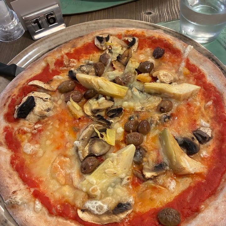 photo of Birra & Farina Pizza Vegana shared by @lorella67 on  23 Aug 2025 - review