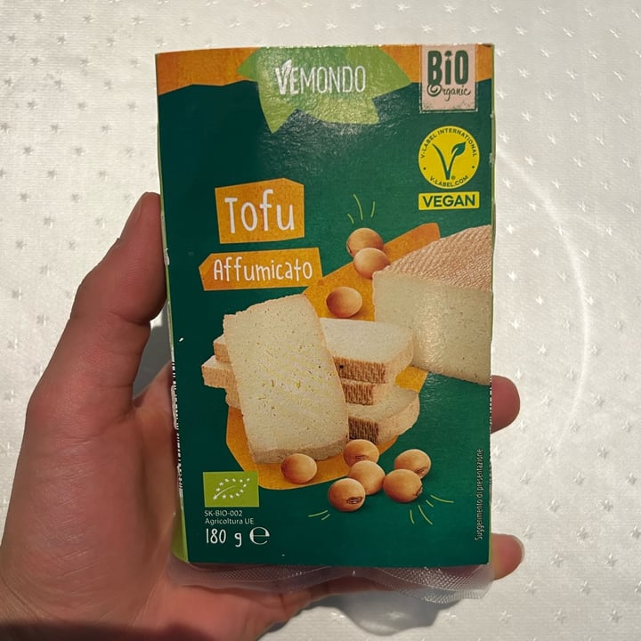 photo of Vemondo Tofu affumicato shared by @michbrhane on  25 Apr 2024 - review