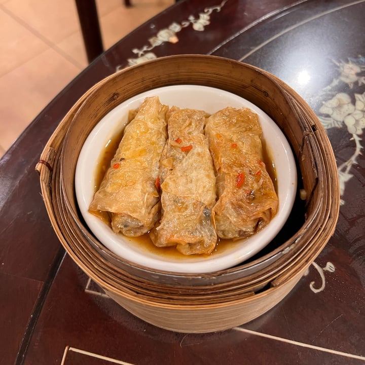 photo of Nature's Vegetarian Restaurant (Bangsar) Sdn. Bhd. Steamed Beancurd Roll shared by @skootykoots on  04 Jan 2024 - review