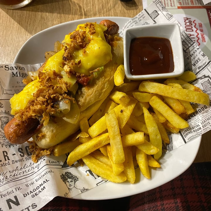 photo of Hotty Doggy (Gourmet Hot Dog & Brunch) Tati shared by @noilok on  26 Jul 2024 - review