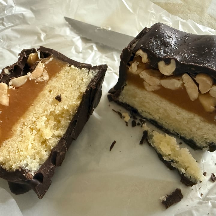 photo of Gordo Vegano snickers shared by @unavegana on  31 Aug 2025 - review