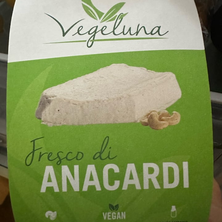 photo of Vegeluna Fresco di Anacardi Vegeluna shared by @marinaricettevegan on  10 Jan 2024 - review
