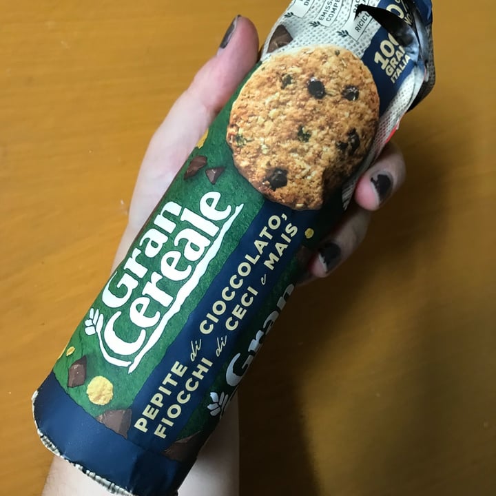 photo of Gran Cereale Biscotti con pepite di cioccolato, fiocchi di ceci e mais shared by @nerdytyrannosaurus on  18 Oct 2023 - review