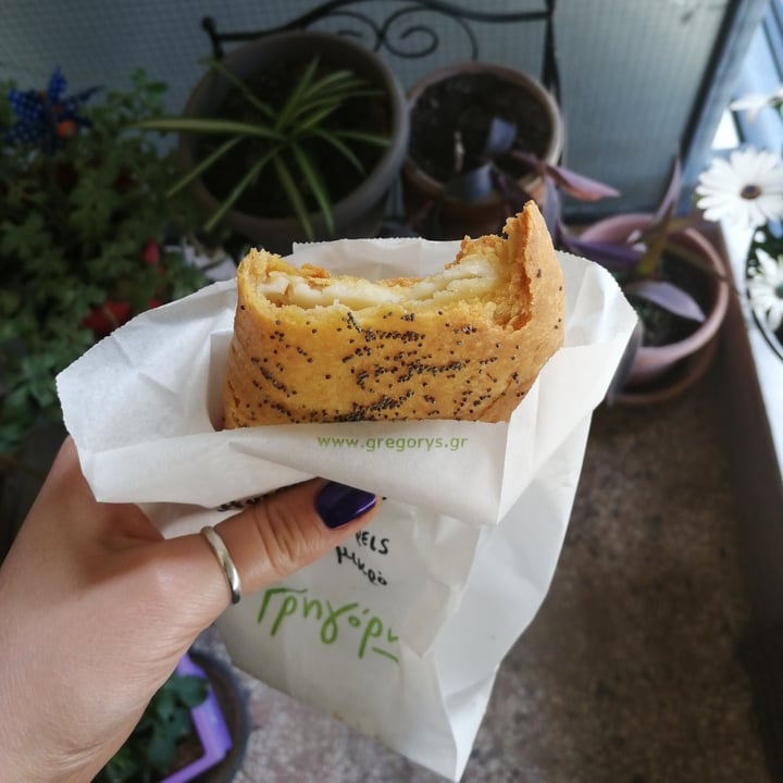 photo of Γρηγόρης Τυρόπιτα (Vegan Cheese Pie) shared by @natasarckr on  06 May 2024 - review