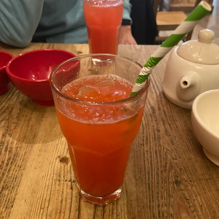 photo of Le Pain Quotidien Homemade Raspberry Lemonade shared by @hellseitan on  17 Sep 2023 - review