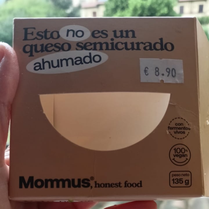 photo of Mommus No queso sabor ahumado shared by @livez on  04 Sep 2024 - review