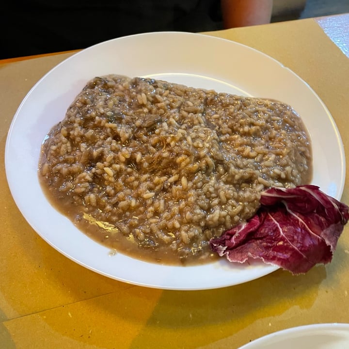 photo of Il Vegano - Firenze risotto ai funghi e radicchio shared by @clxolao on  15 Jul 2025 - review