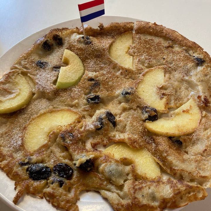 photo of PANCAKES Amsterdam Westermarkt Vegan Dutch Pancake shared by @gorgeouspenguin81 on  01 Apr 2024 - review