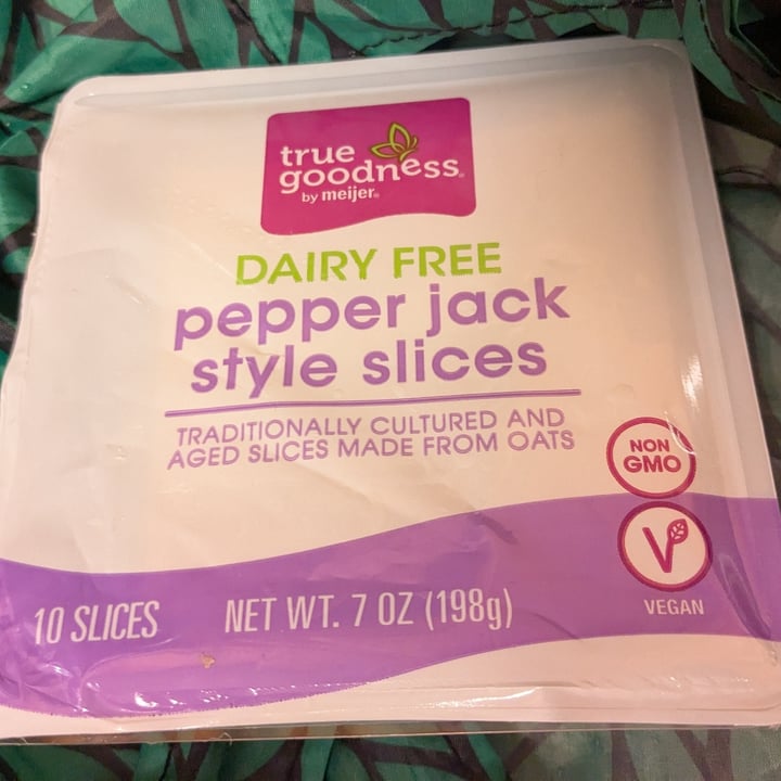 photo of True goodness Non -Dairy Pepper Jack Style Slices shared by @kristikrum on  06 May 2025 - review