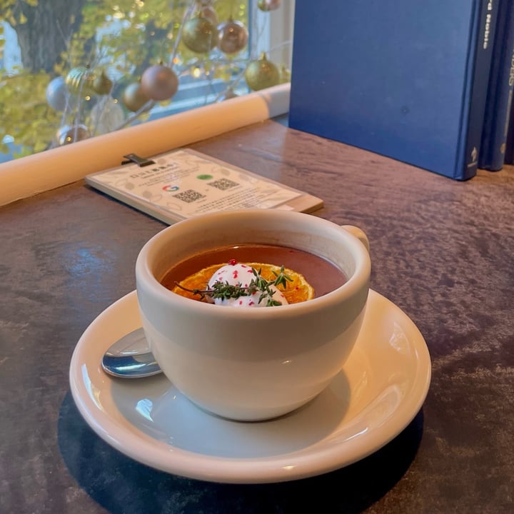 photo of TREE by NAKED yoyogi park Christmas hot chocolate shared by @goodgreens on  17 Dec 2024 - review