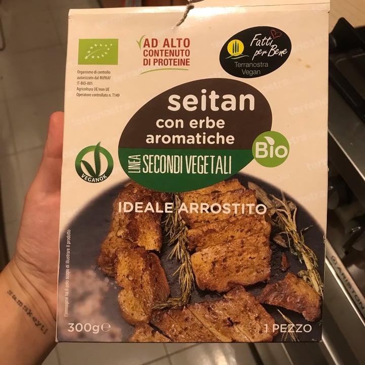 photo of Fatti per bene terranostra vegan Seitan con erbe aromatiche shared by @claudia77 on  13 Sep 2023 - review