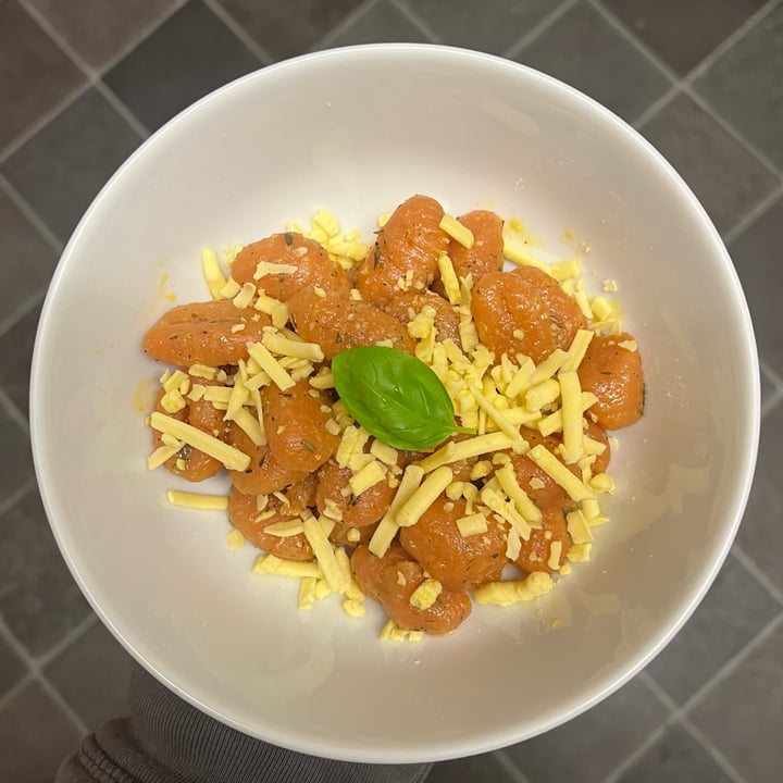 photo of Lidl Vegan Gnocchi With Tomato shared by @miekeatsvegan on  18 Jan 2024 - review