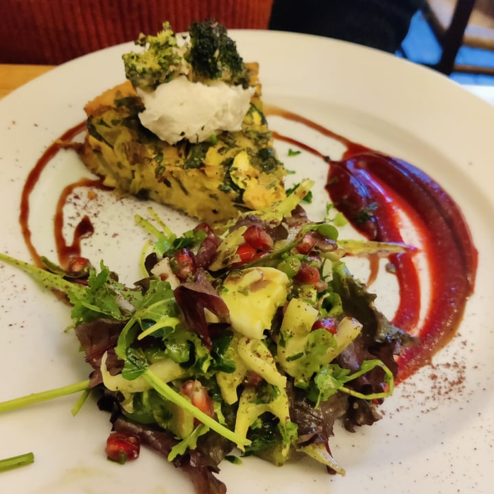 photo of Goji Cafe Vegetarian Cafe & Deli Spring Vegetable Frittata shared by @michelanice on  10 Dec 2023 - review