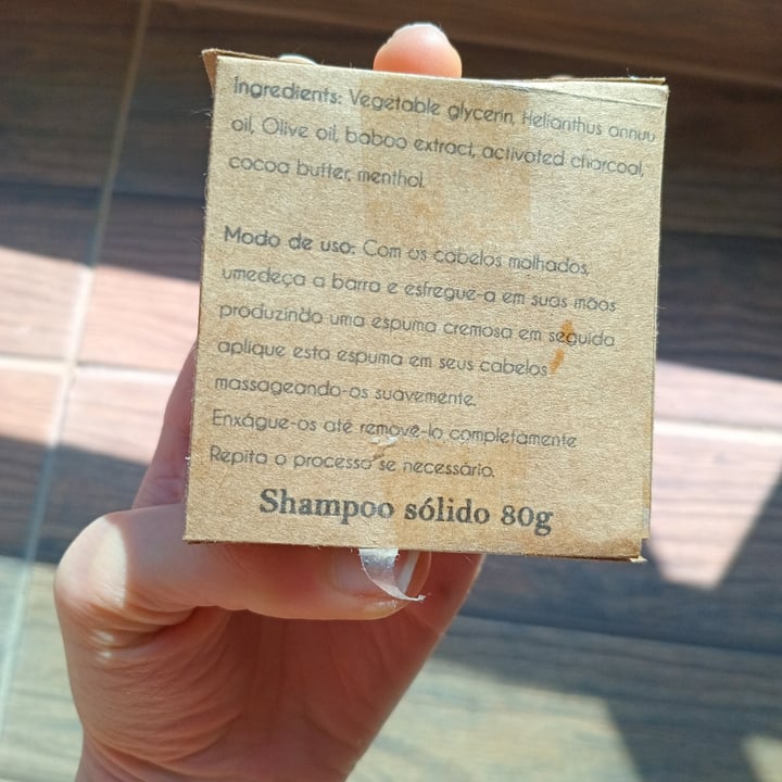 photo of Nu cosmética Shampoo sólido de carvão, bamboo e mentol orgânico e vegano – Floripa shared by @primagopa on  05 Dec 2024 - review