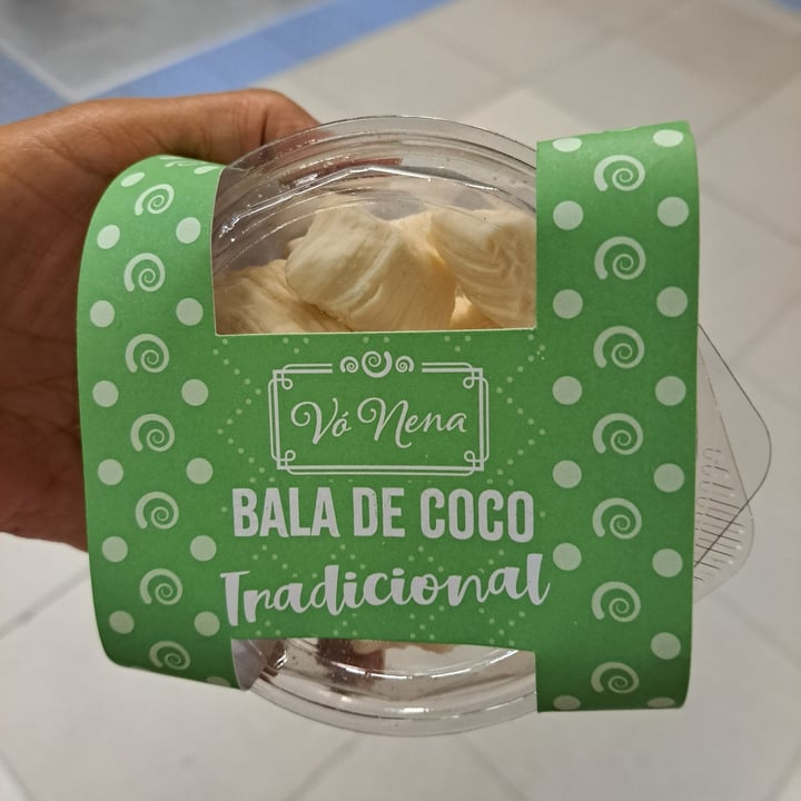 photo of Vó nena bala de coco tradicional shared by @aranvegan on  03 Jan 2024 - review