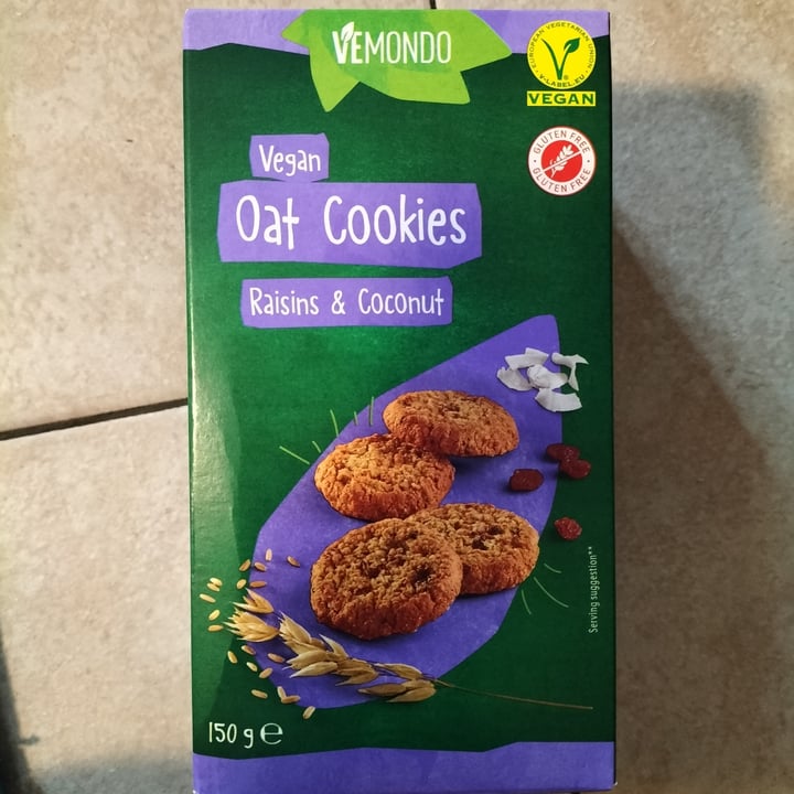 photo of Vemondo oat cookies - raisins shared by @stefaniaor on  09 Dec 2023 - review