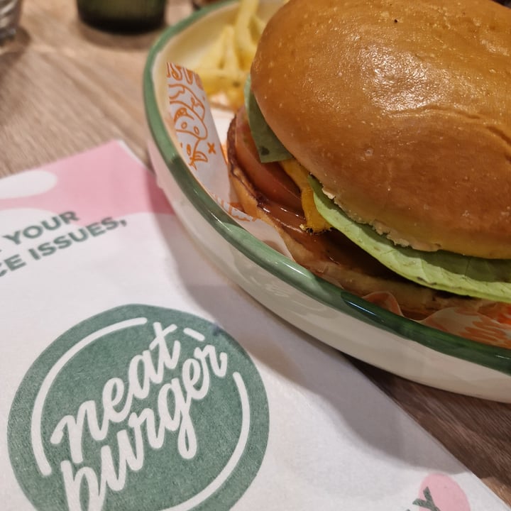 photo of Neat Burger Milano | Merlata Bloom Neat burger shared by @chiara2206 on  18 Dec 2023 - review