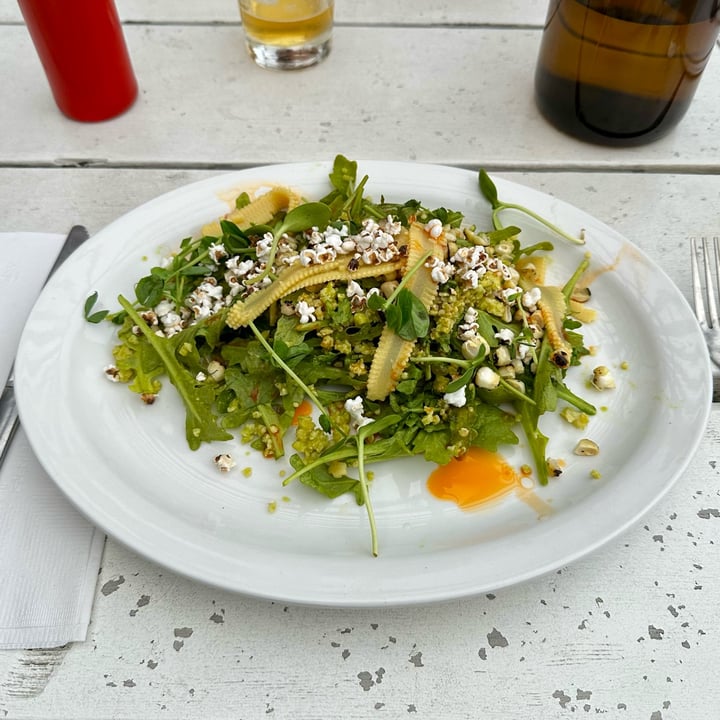 photo of Bannerman Brewing Co. Sweet Corn Salad shared by @leratonsaveur on  30 Jul 2025 - review