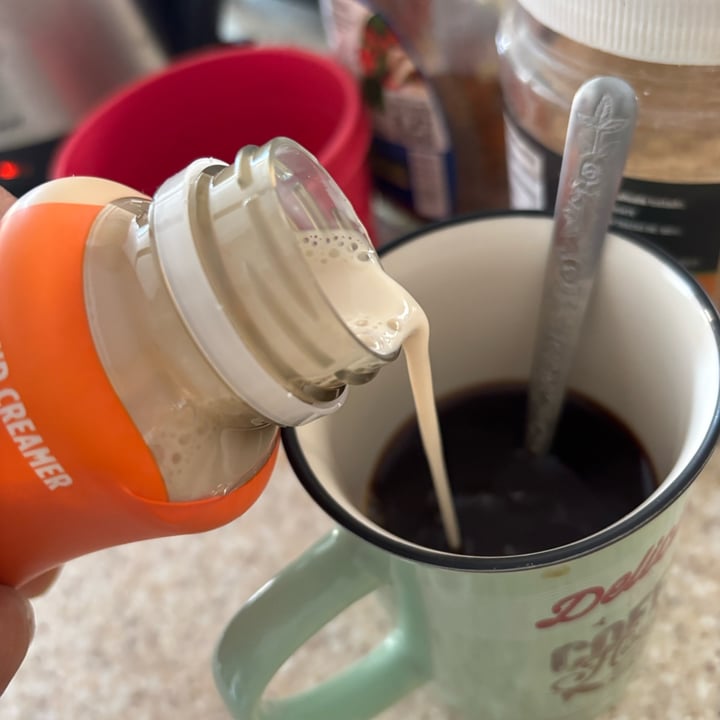 photo of Califia Farms Almondmilk Creamer Hazelnut shared by @veganads on  07 Mar 2025 - review