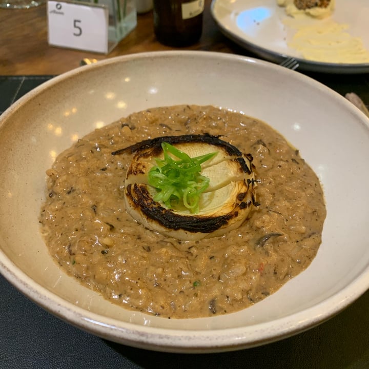 photo of Restaurante Alquimia Risoto De Funghi Com Manteiga De Ervas E Alcachofra Grelhada shared by @cr-vegan on  09 Nov 2023 - review