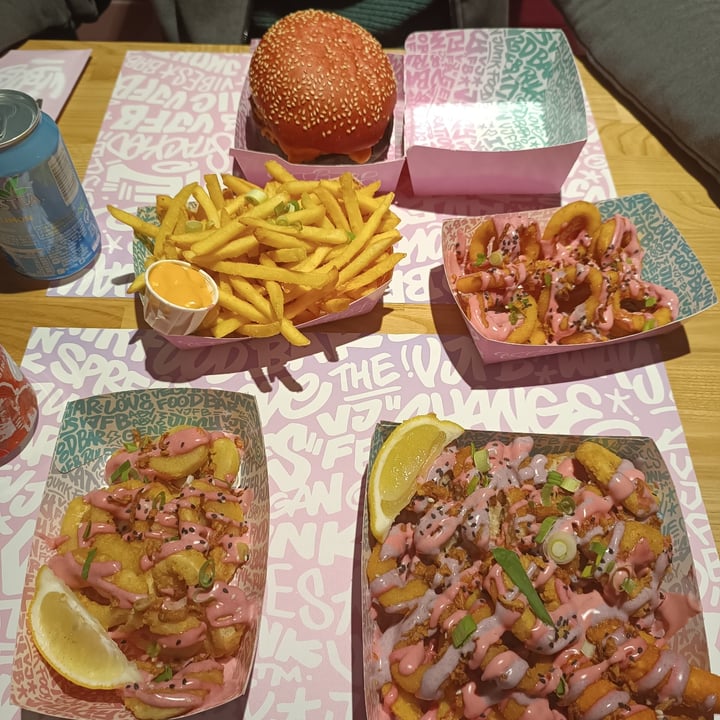 photo of Vegan Junk Food Bar Kalamariz Ringz shared by @sofiaav on  09 Dec 2023 - review