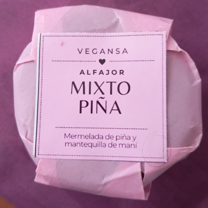 photo of Vegansa Alfajor Mixto Piña shared by @omarchelechg on  24 Sep 2025 - review