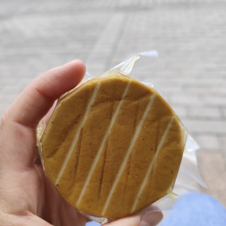 photo of Hi vegs Queso semicurado ahumado shared by @maka89 on  19 Apr 2025 - review
